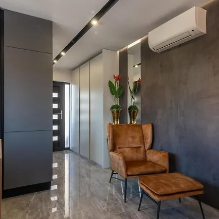 Apartments Aldo * Trogir